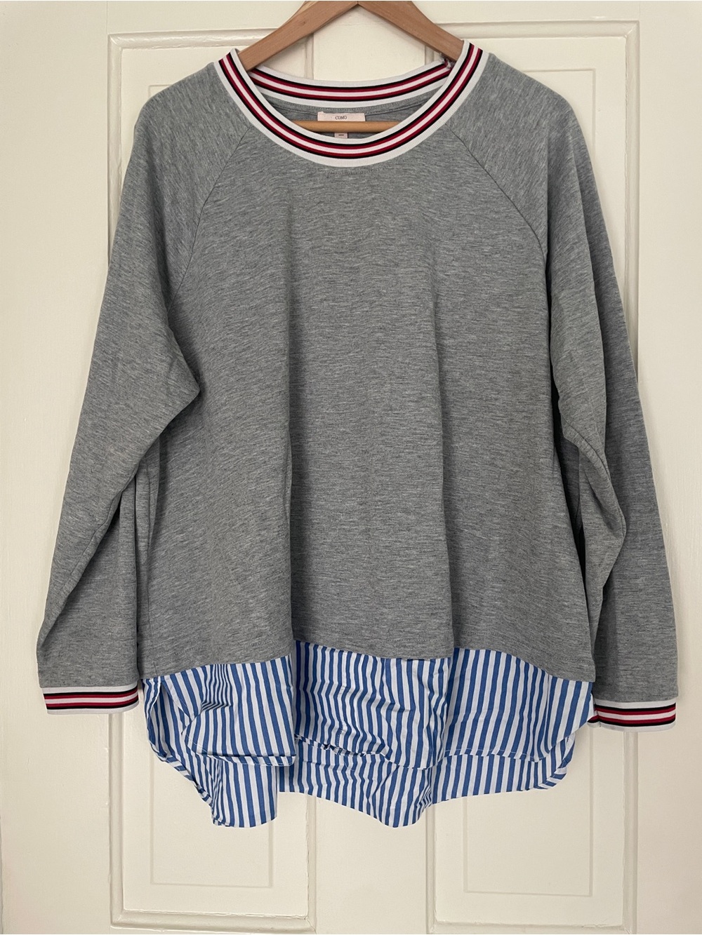 Como Vintage Gray Pullover with Blue White Striped Hem and Red Trim